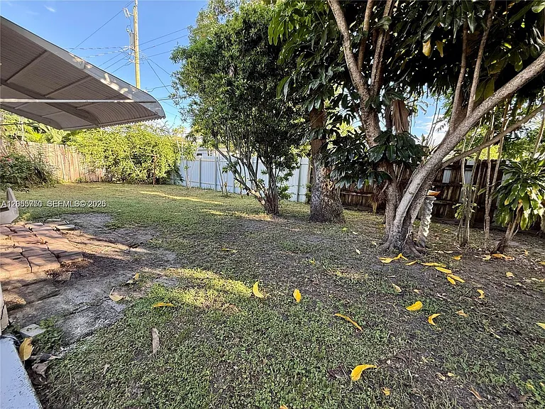 7654 Indigo St — Photo 24