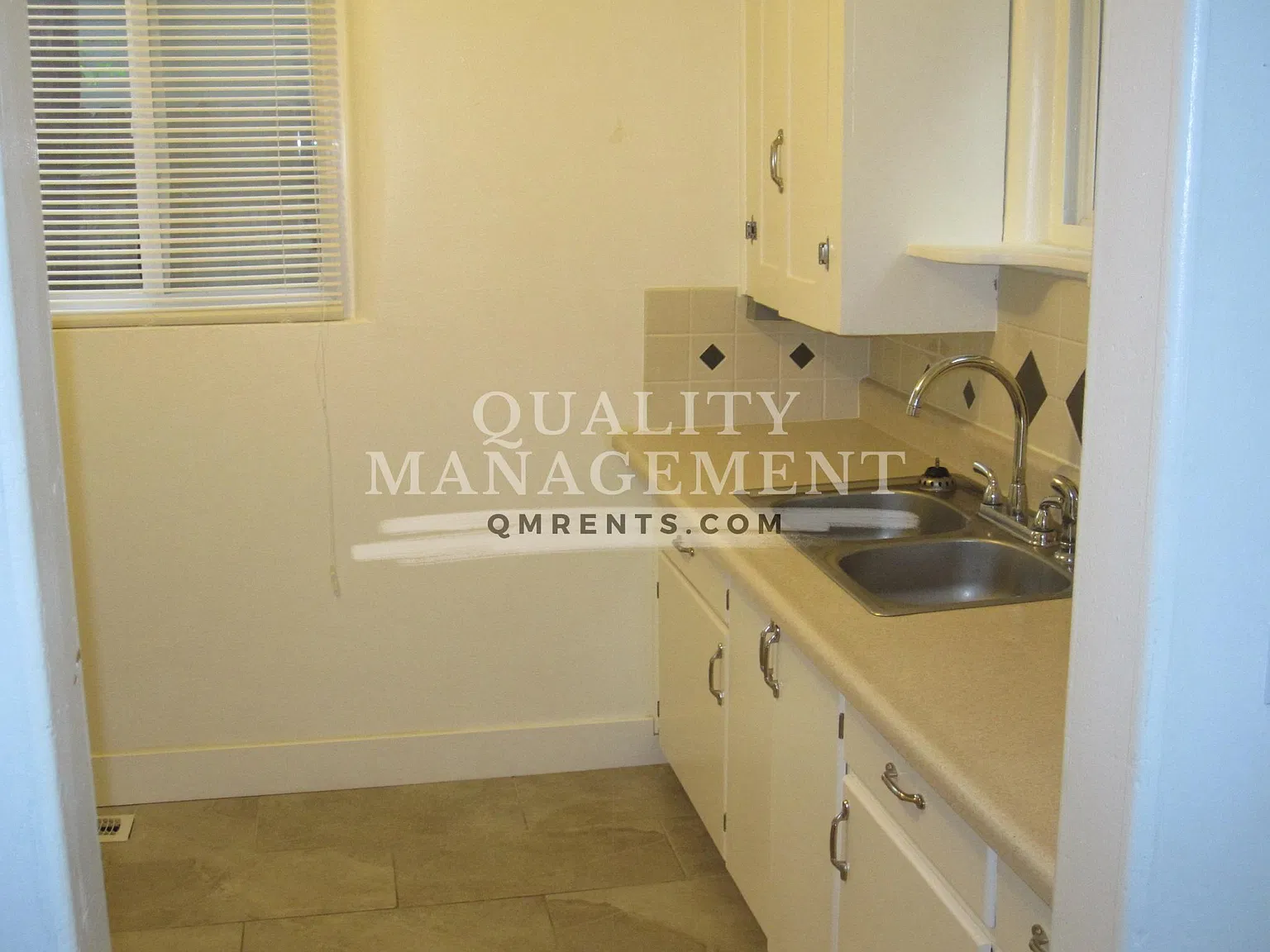 2 bed, 724 sqft, $1,400 — Photo 3