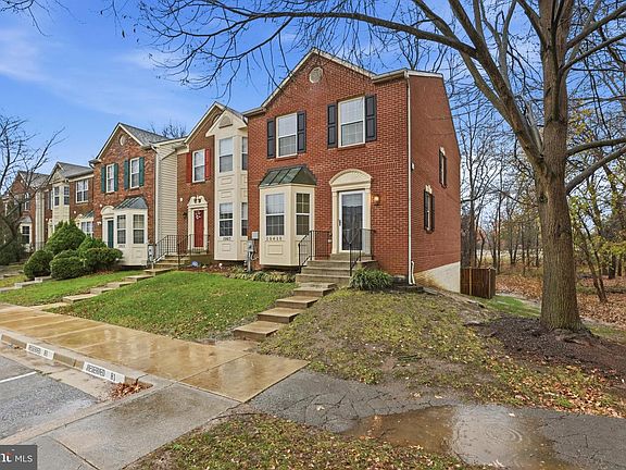 2nd image of 15615 Elsmere Ct