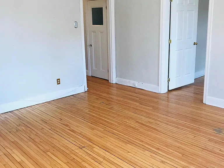 253 Daly Ave #6 — Photo 3