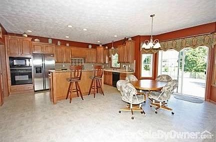 5th image of 12719 W Chippewa Dr