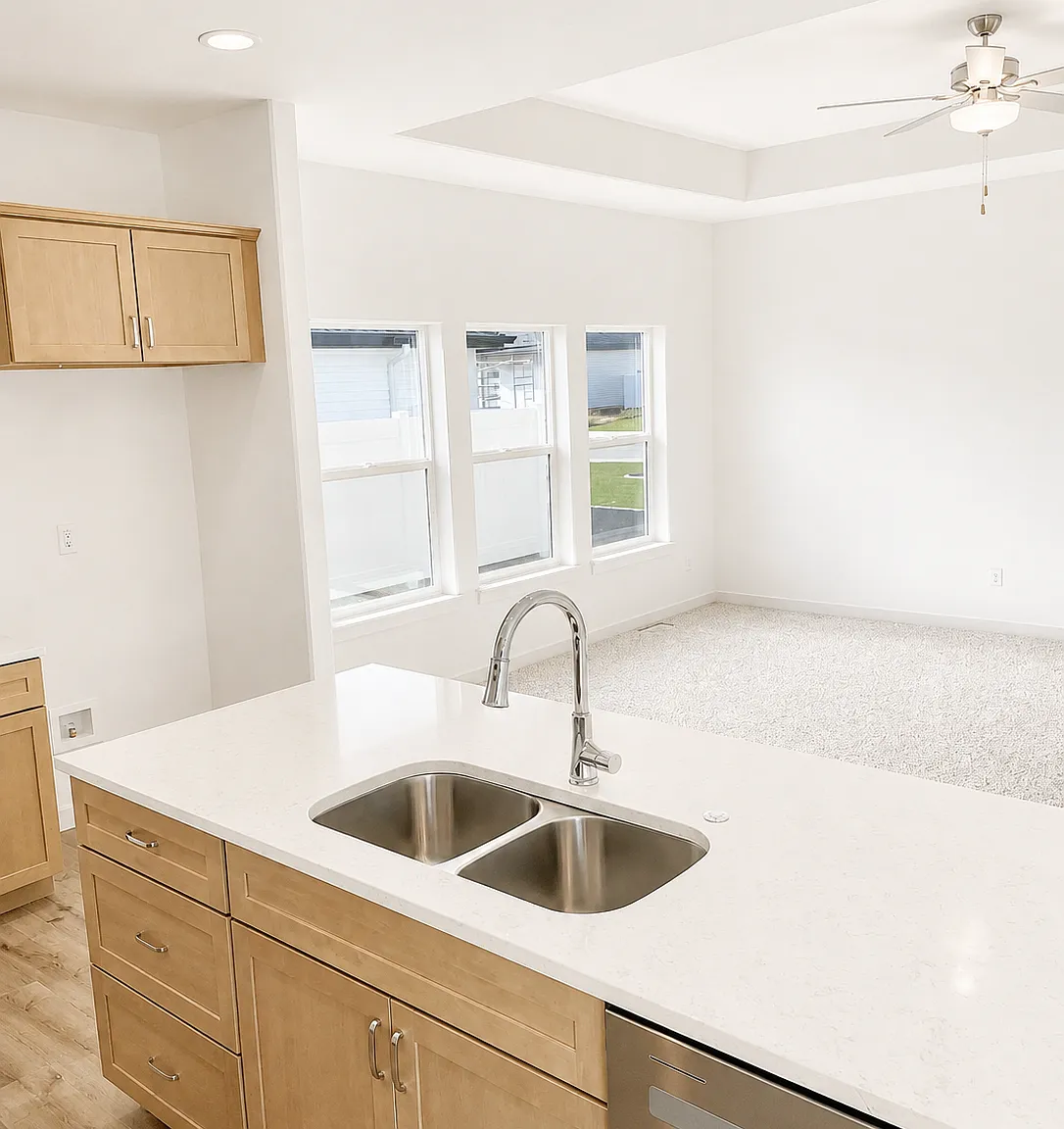 3 bed, 1340 sqft, $2,250 — Photo 2