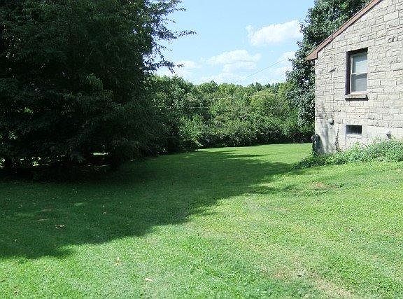 4th image of 127 Taylor Dr