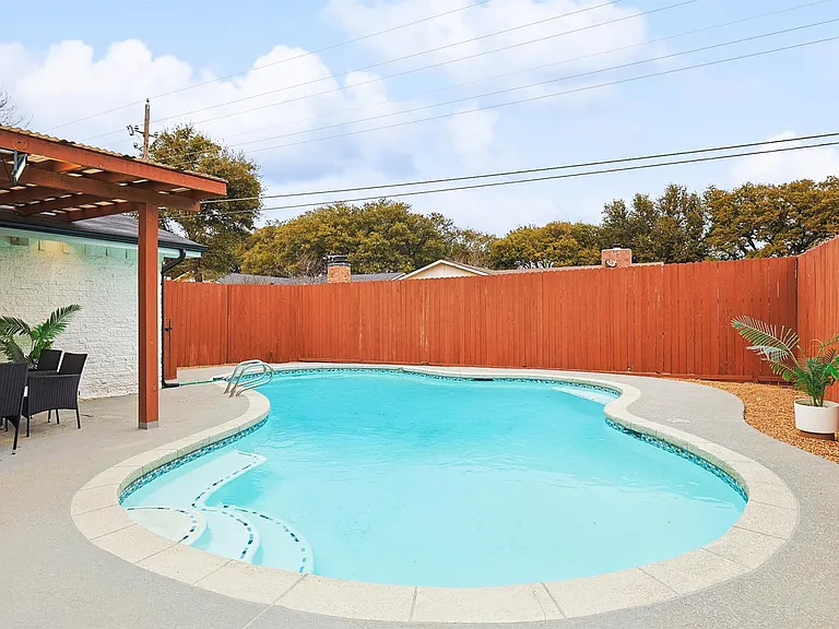 1113 Overdowns Dr — Photo 34