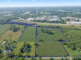 4516 Four Mile Rd NW, Grand Rapids, MI 49544