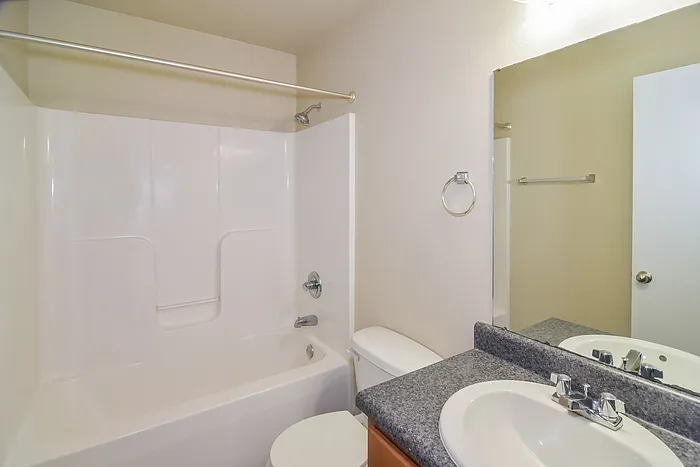 128 Lockport Dr — Photo 10