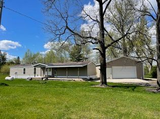 21175 W Leroy Rd, Leroy, MI 49655