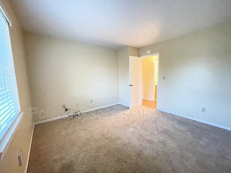 978 Spring Meadow Dr — Photo 21