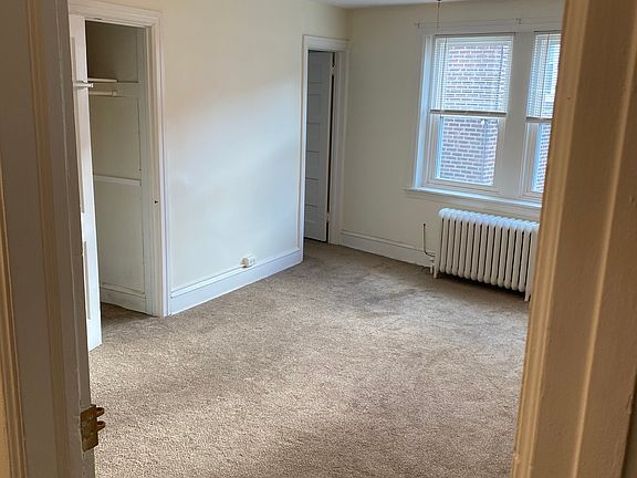 3rd image of 20-24 Brookline Blvd #5