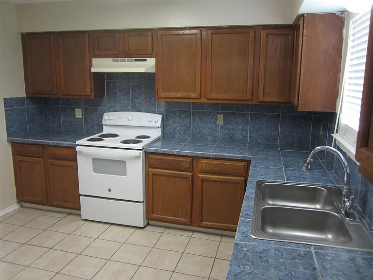 17907 Fieldglen Dr — Photo 8