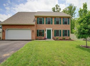 1228 Forest Edge Dr, Forest, VA 24551