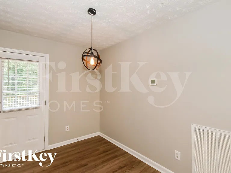 176 Shadow Wood Dr — Photo 6
