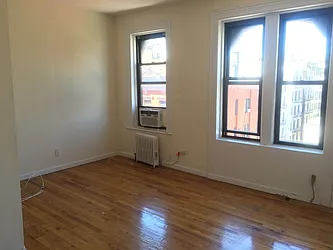 Rented by Salon Realty Corp