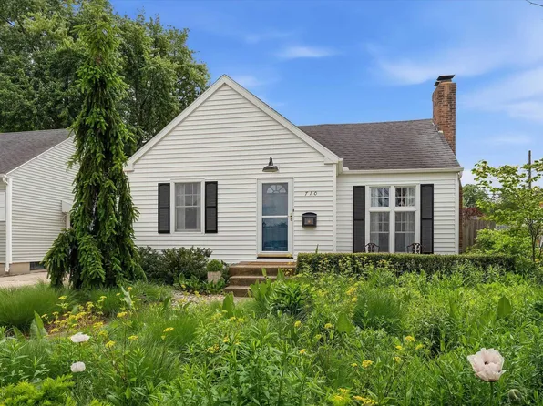710 E Eckman St, South Bend, IN 46614