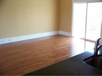 4th image of 700 W Beach Blvd