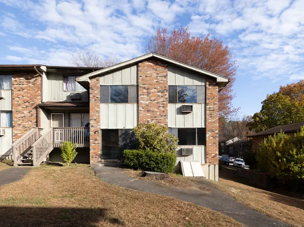 189 Kaynor Drive APT H, Waterbury, CT 06708