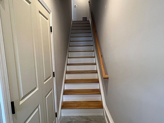 3rd image of 692 New Haven Ave #A