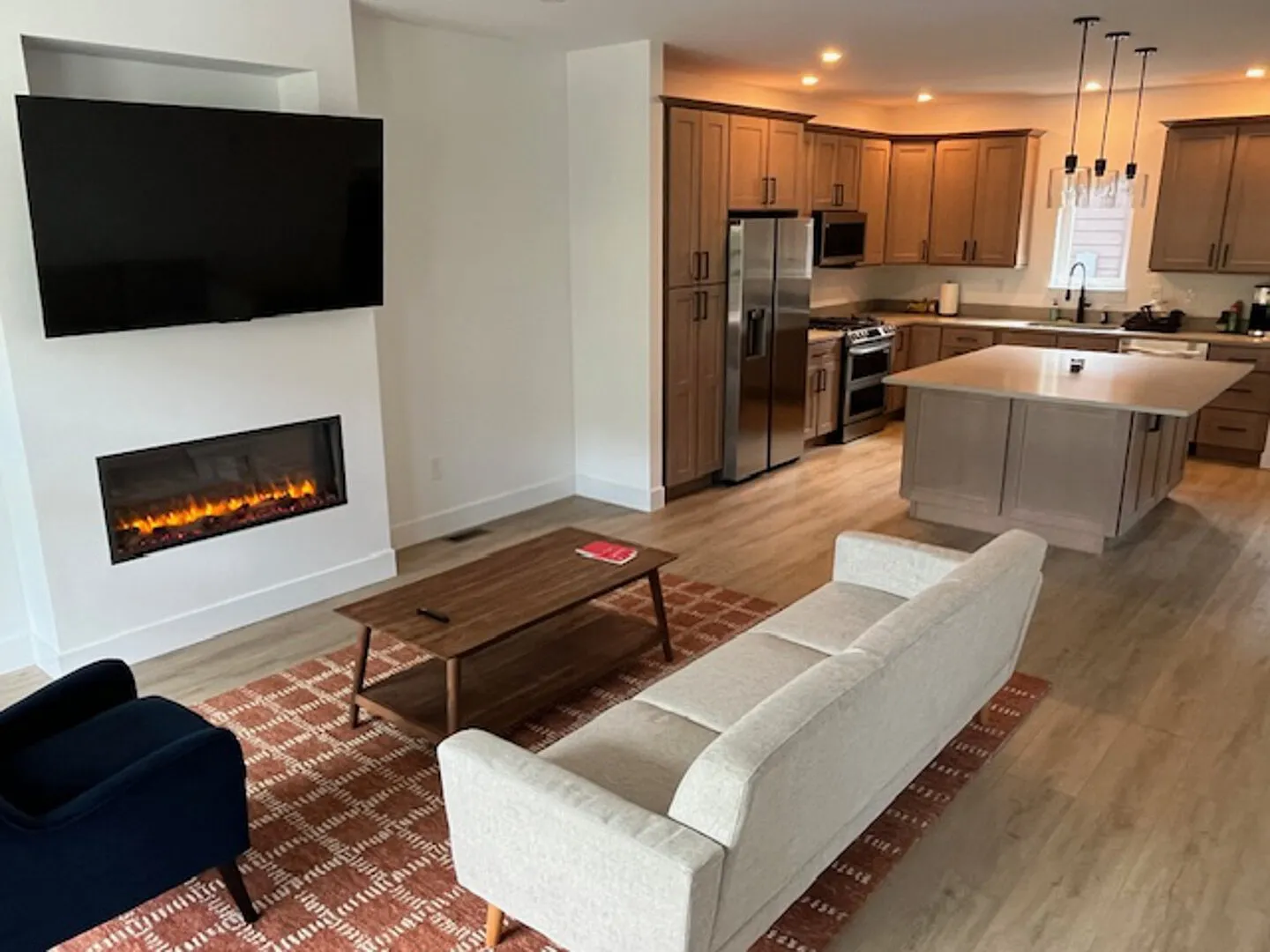 Brand new furnished Leadville townhouse — Photo 1