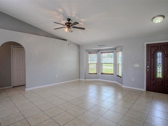 3rd image of 1721 Santee Ave