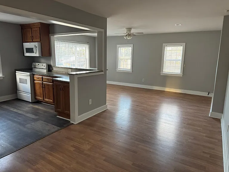 2208 Seaford Rd #1-2 — Photo 7