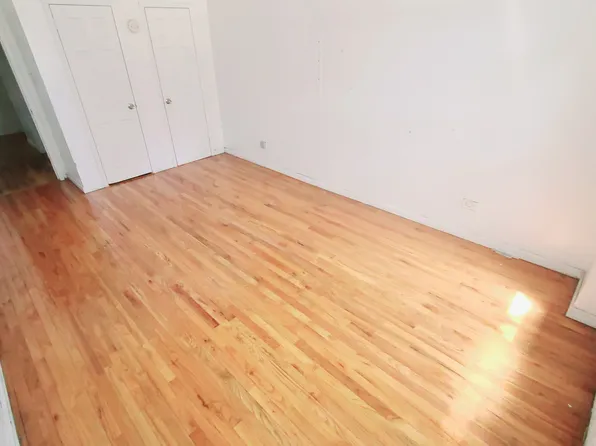 63-11 Queens Boulevard image 20 of 24