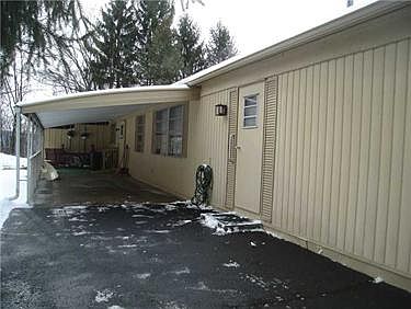 2nd image of 188 Pembrooke Dr