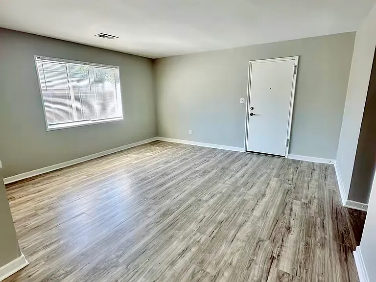 839 S Greenbrier St #98 — Photo 1