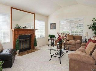 2183 Eiffel Cir, Upland, CA 91784