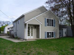 3700 Flamingo Ave SW, Wyoming, MI 49509