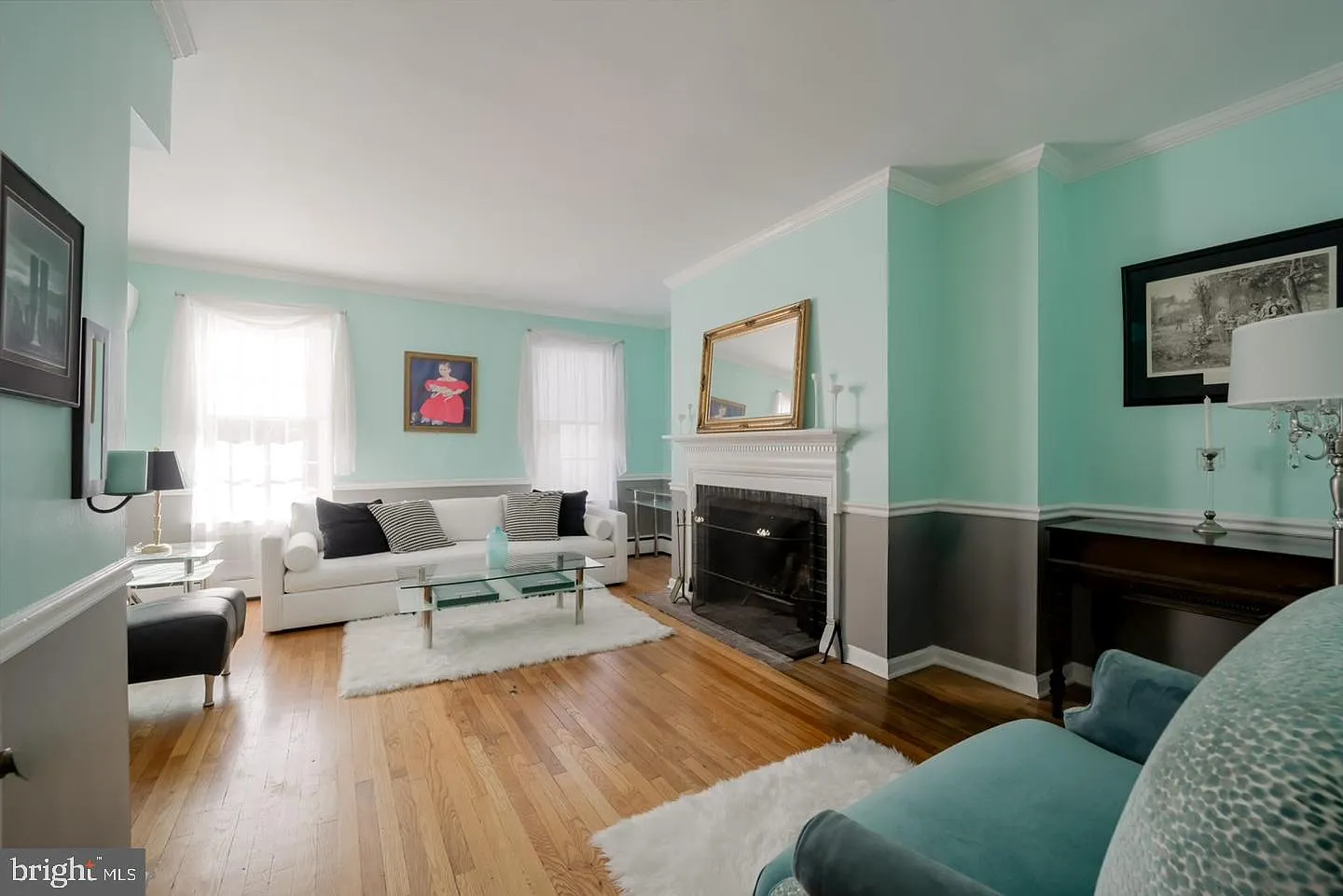 2 bed, 1.5 bath, 1260 sqft, $4,200 — Photo 3