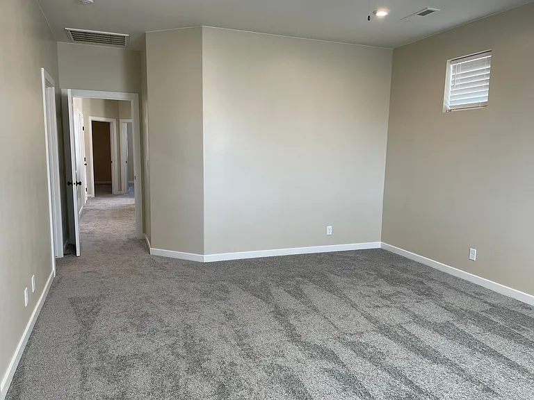 741 W Red Marble Ln — Photo 13