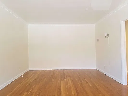 Rented by Frank Valvo Real Estate | media 1