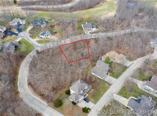 Snead Cir, Lake Ozark, MO 65049