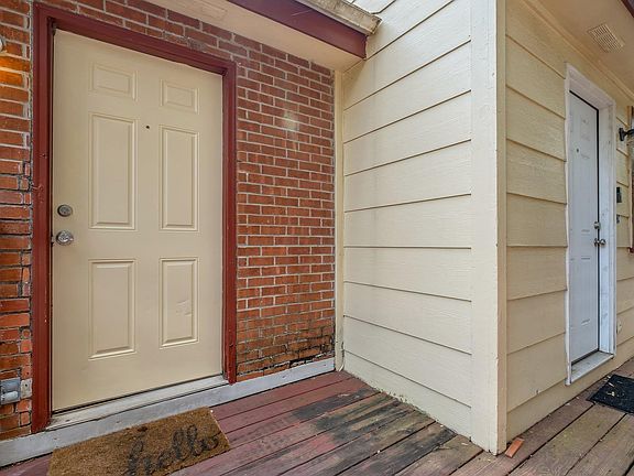 4th image of 1355 Warrior Way #67