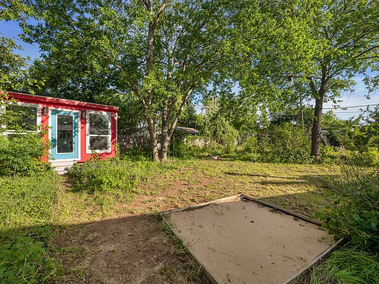 3811 Byron Dr — Photo 25