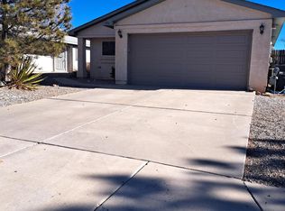 3016 Laurel Meadows Dr NE, Rio Rancho, NM 87144