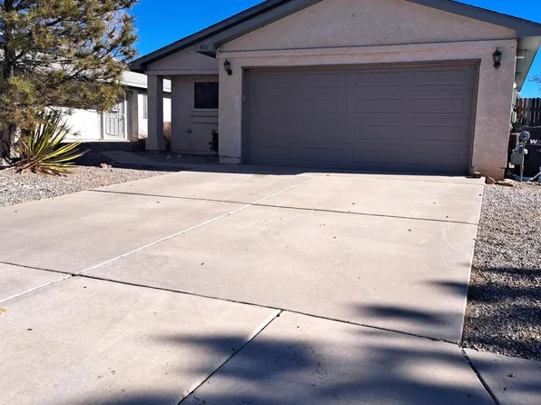 3016 Laurel Meadows Dr NE, Rio Rancho, NM 87144