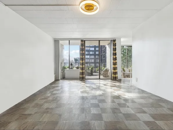 9060 Palisade Avenue 511 image 19 of 19