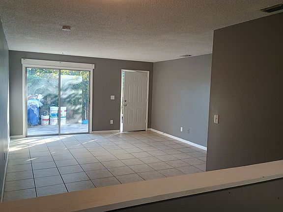 4th image of 3000 SE 52nd Ave #C