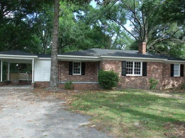 112 Tracy St, Walterboro, SC 29488