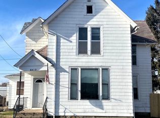 2412 N 2nd St #2, Clinton, IA 52732