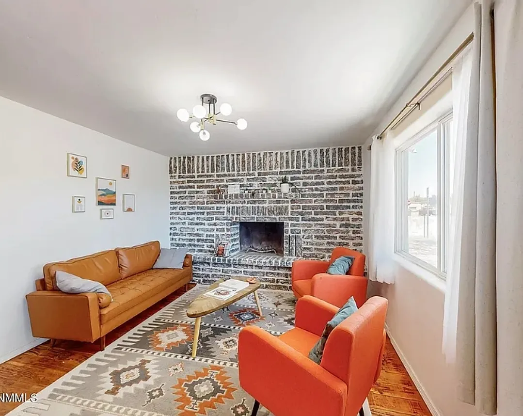 2 bed, 1182 sqft, $1,400 — Photo 3