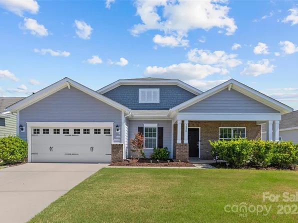 5828 Eleanor Rigby Rd, Charlotte, NC 28278