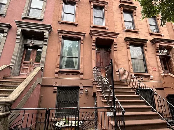 106 W 131st St, New York, NY 10027