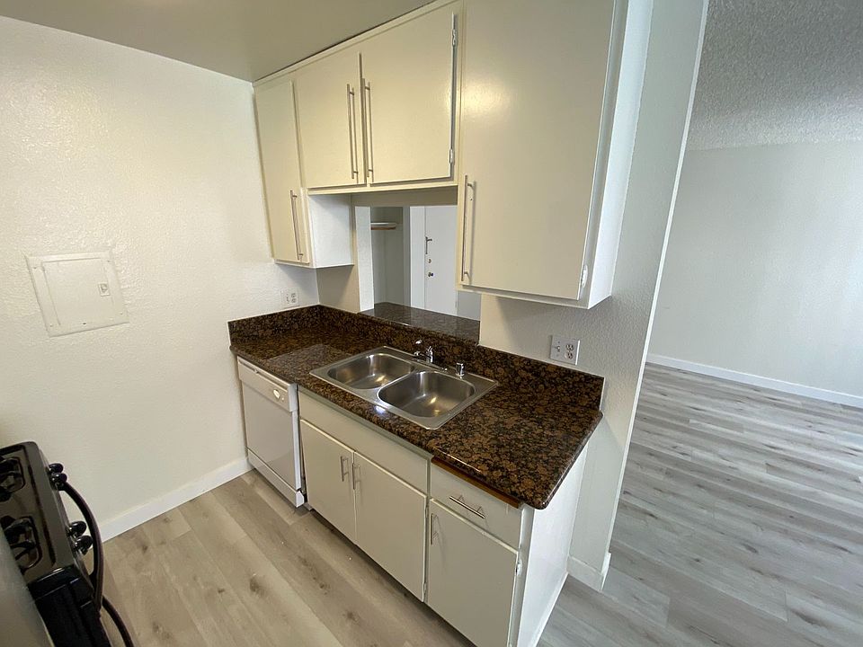 1st image of 3730 S Sepulveda Blvd #19154121