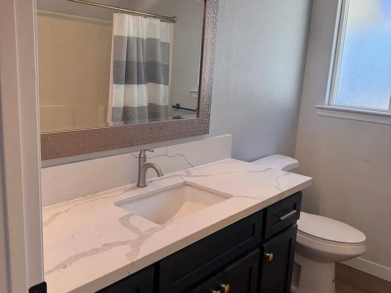 3872 E Ashlan Ave — Photo 13