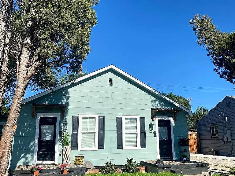 2045 Eaton St — Photo 1