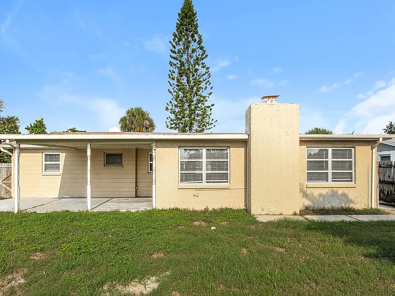 1012 Normandy Blvd — Photo 16