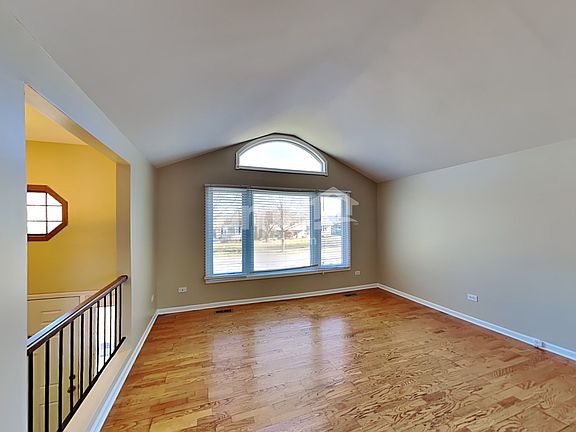5th image of 3017 Art Schultz Dr