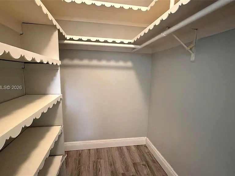 2115 NE 42nd Ct #206N — Photo 14